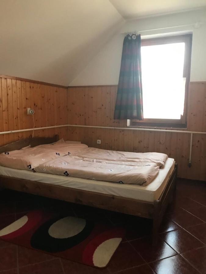 Edu Apartman Hajdúszoboszló Dış mekan fotoğraf