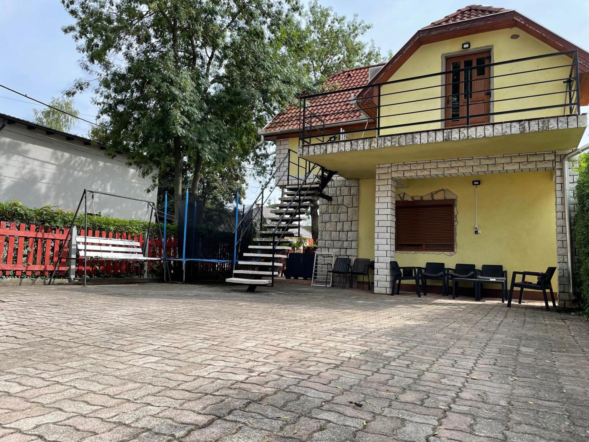 Edu Apartman Hajdúszoboszló Dış mekan fotoğraf