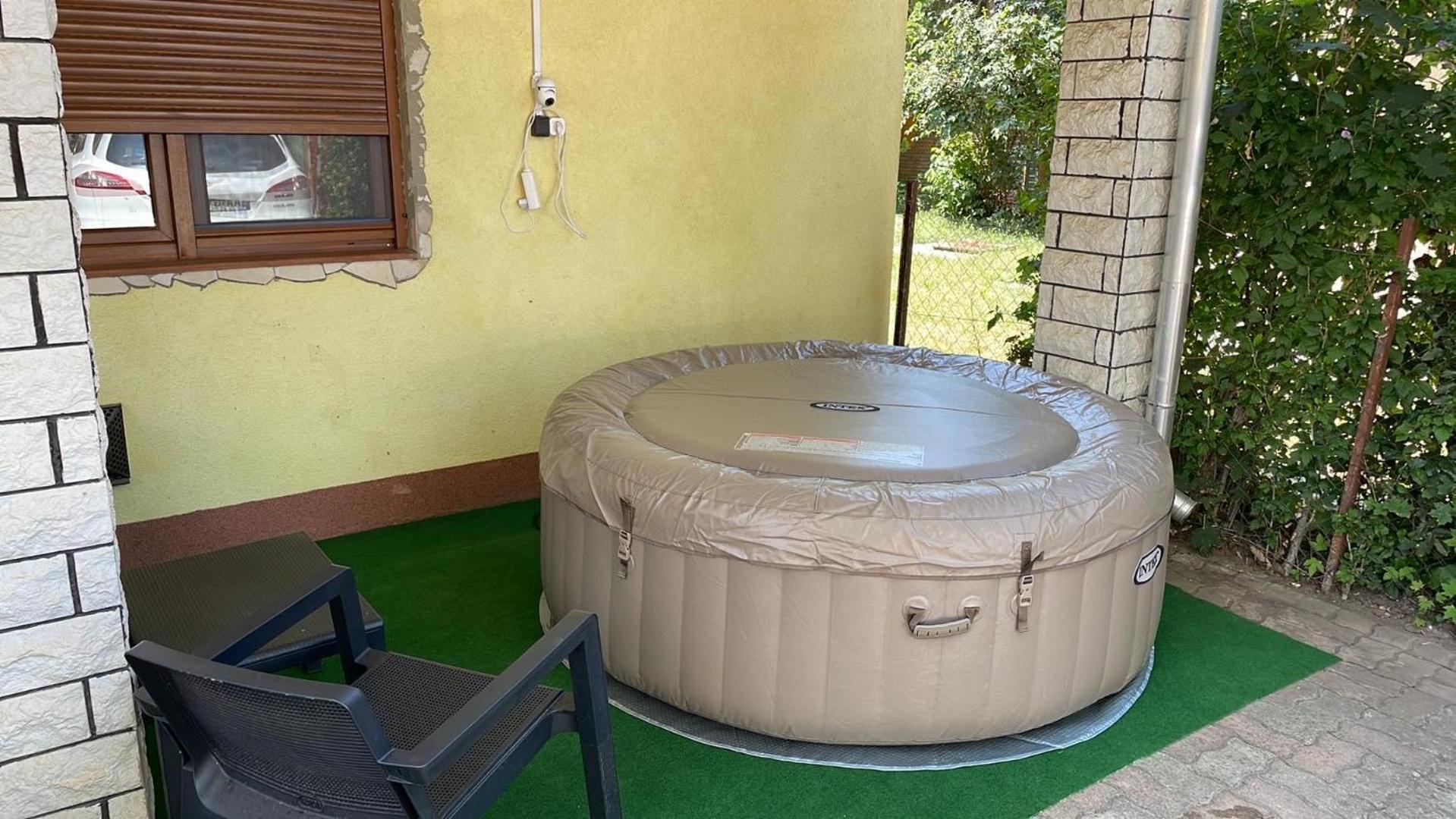 Edu Apartman Hajdúszoboszló Dış mekan fotoğraf